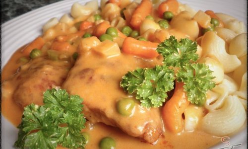 Szaftos és ízletes Pozsonyi sertéshús tésztával