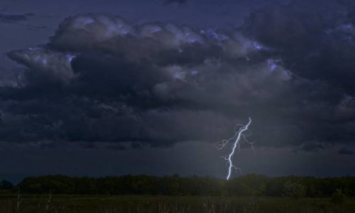 Most érkezett: Ekkor csap le 5 megyére a komoly vihar, mutatjuk mikor ér ide…